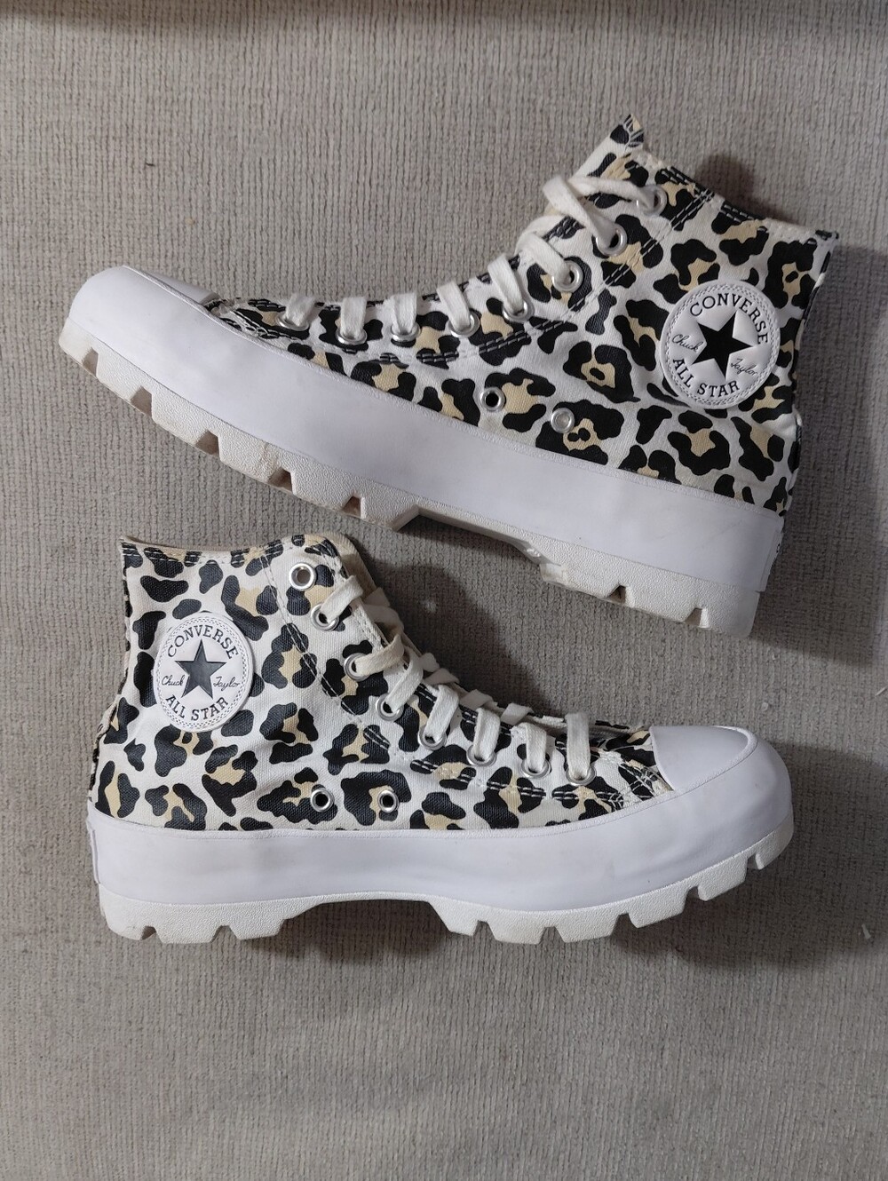 Converse All-Star Leopard Print Lace-Up Platform Sneakers Women's Size 9